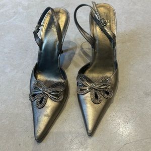 Stuart Weitzman. Shoes heel, gold  size 7 1-2